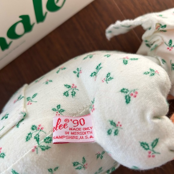 Vintage AnnaLee Sitting Baby Doll with Holly Pajamas ‘90 - Picture 4 of 6